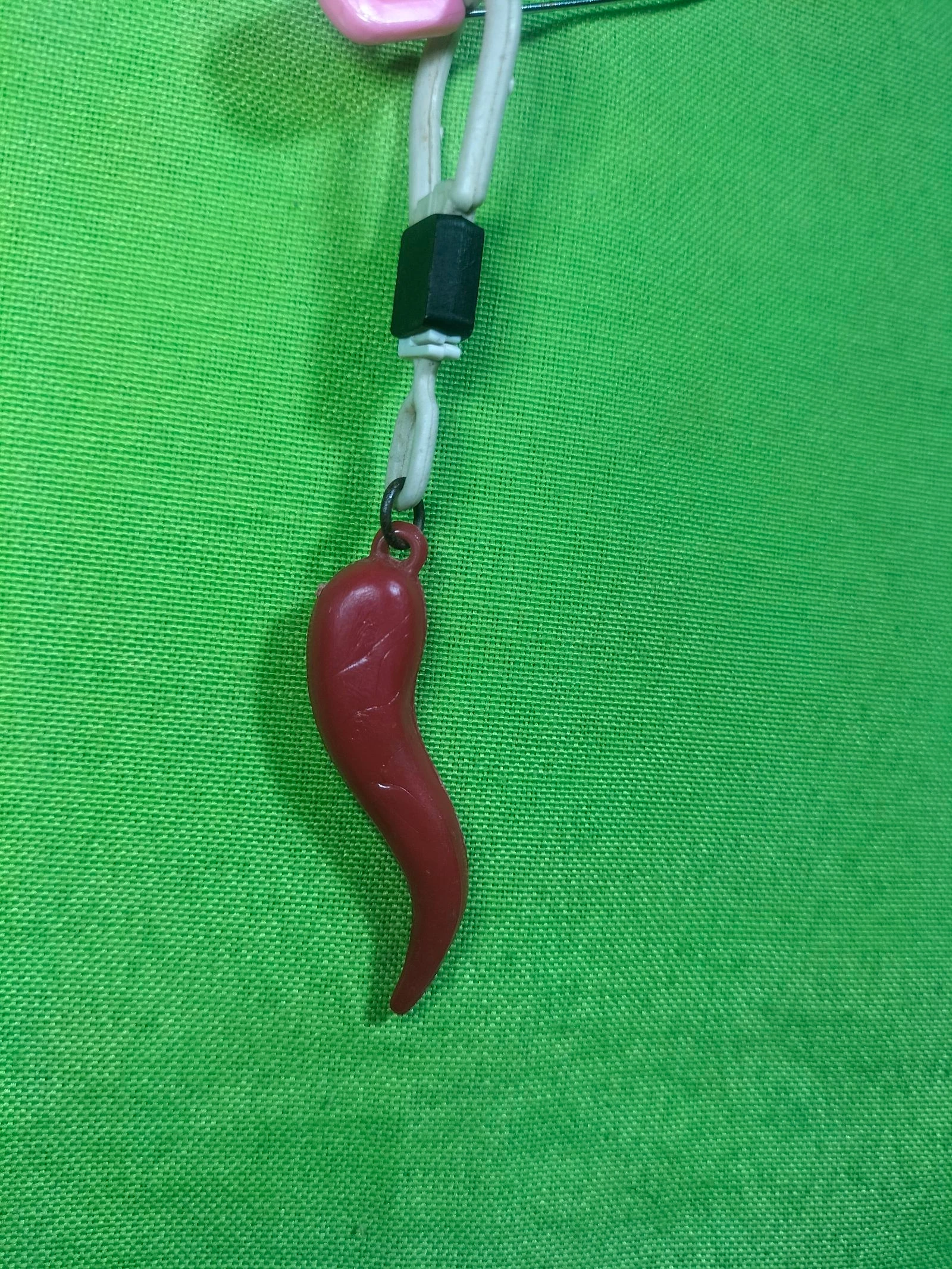 Chili-sleutelhanger of rood hoorntje van geluk – photo 2